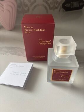 Maison Francis Kurkdjian Baccarat Rouge 540 Hair Perfume - Red and Frosted White